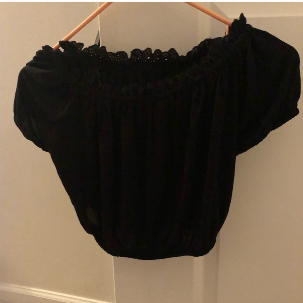 Black crop top